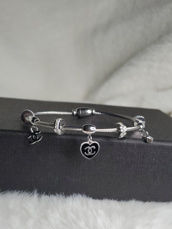 CC Boutique Jewelry - CC Boutique Silver-Tone Cable Charm Bracelet with Black Heart Enamel